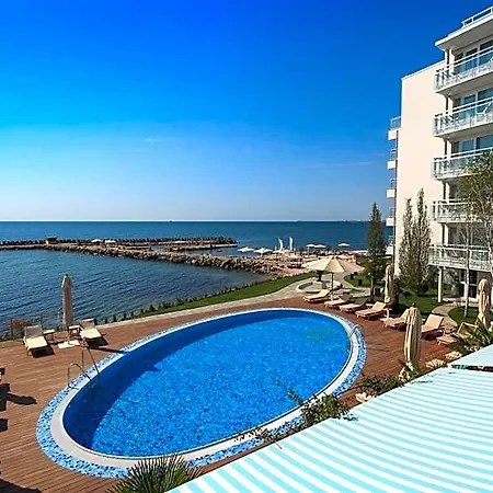 Carmen International Venus - Fost Becali 5*