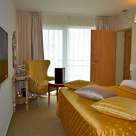 Carmen International Venus - Fost Becali 호텔 5*