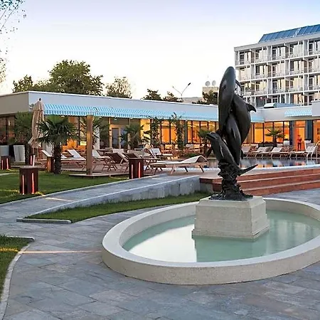 Carmen International Venus - Fost Becali 5*